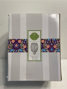 NIB Scentsy Wire You Blushing Rose Gold Mini Plug-In Wax Warmer New Retired